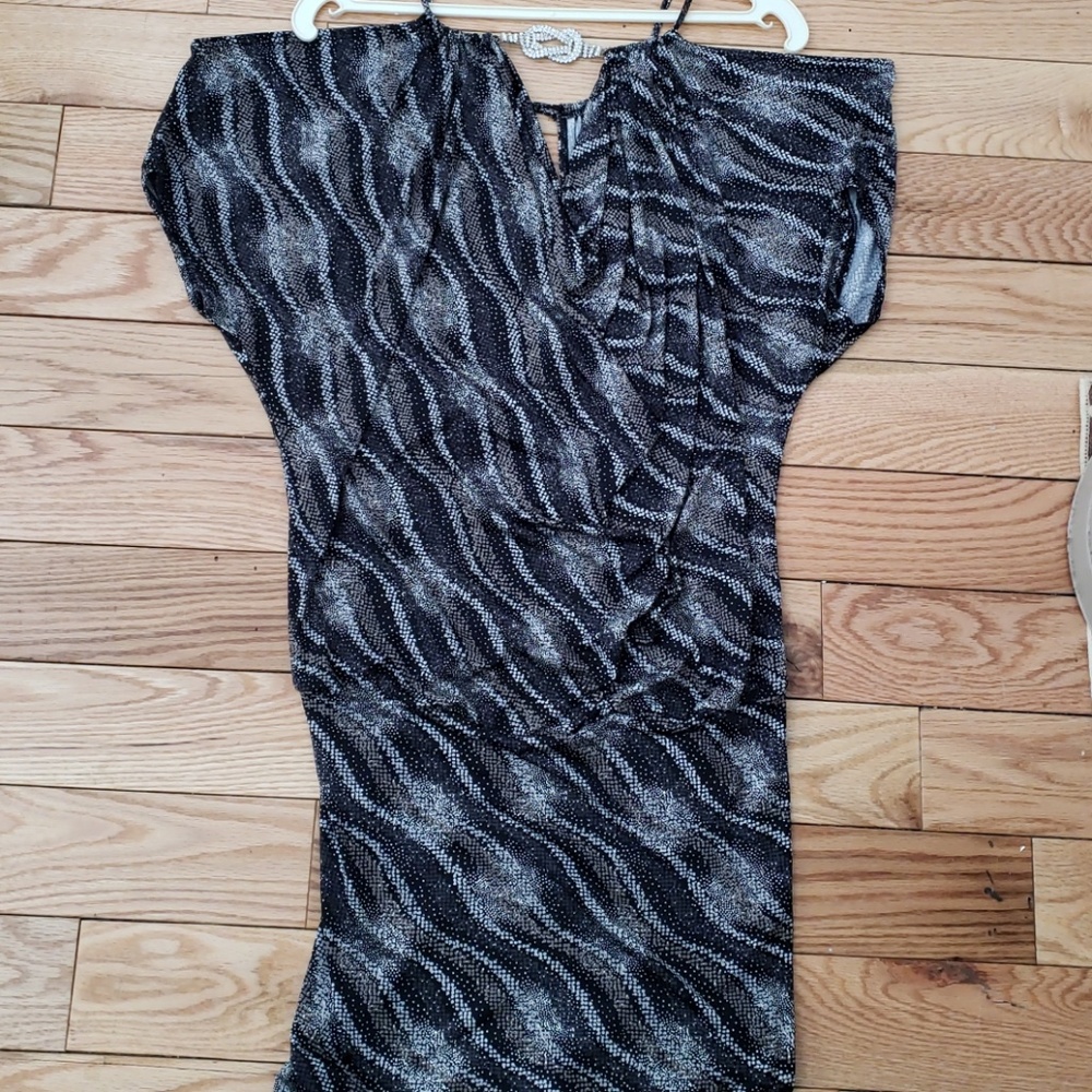 Lg, women's dress